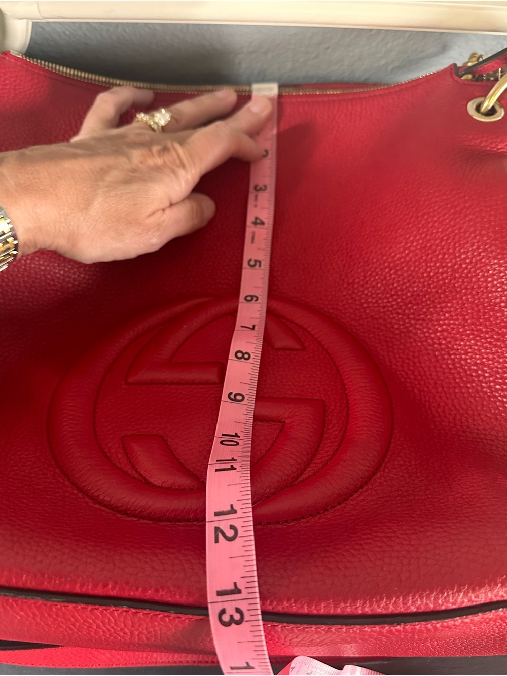Gucci SoHo Red Pebbled Leather Hobo crossbody Bag with Embossed Logo - Picture 14 of 15